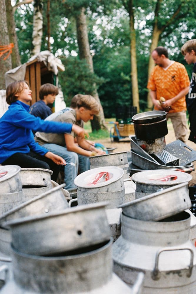 Default image description